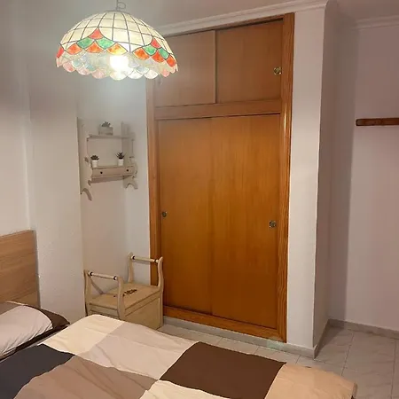 Apj Emperadores With Swimming Pool, 100 M From
