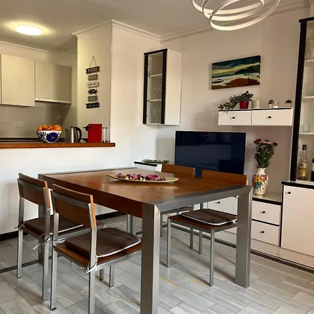 Apartamento Apj Emperadores With Swimming Pool, 100 M From La Mata *